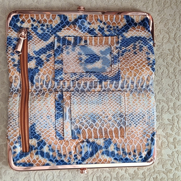 HOBO Lauren snake skin print clutch - Picture 3 of 7